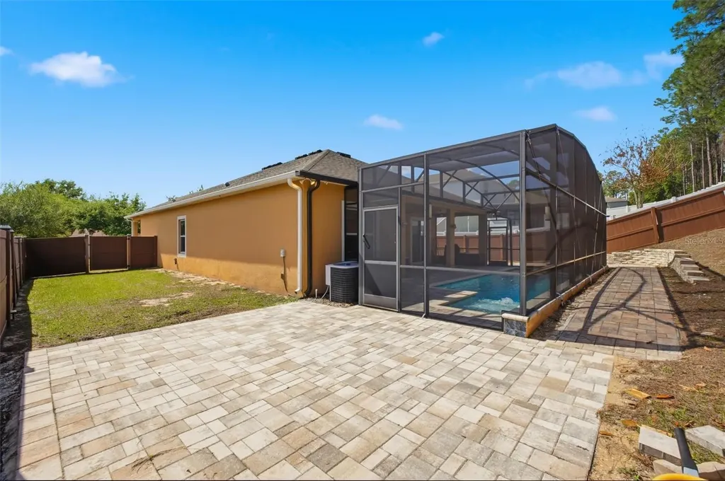 202 Colonial Pine Lane Minneola FL 34715