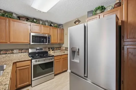 3213 Valley Oaks Drive Tampa FL 33618