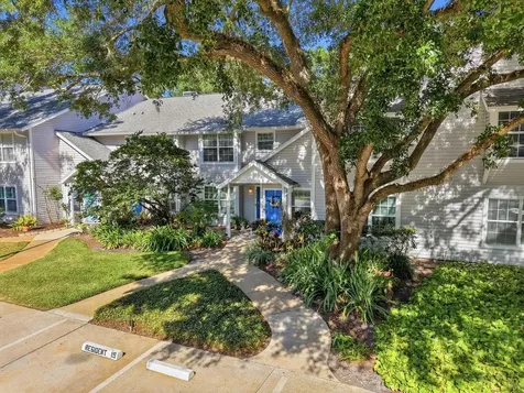 3213 Valley Oaks Drive Tampa FL 33618
