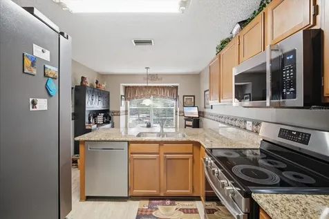 3213 Valley Oaks Drive Tampa FL 33618