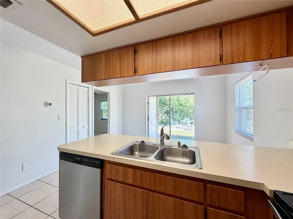2761 62nd Terrace N St Petersburg FL 33702
