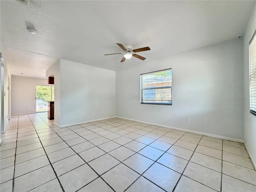 2761 62nd Terrace N St Petersburg FL 33702