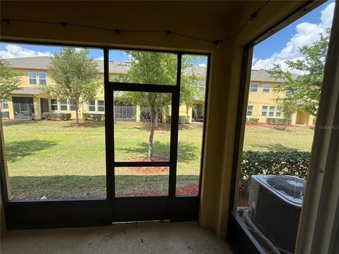 9067 Menewa Court Orlando FL 32825