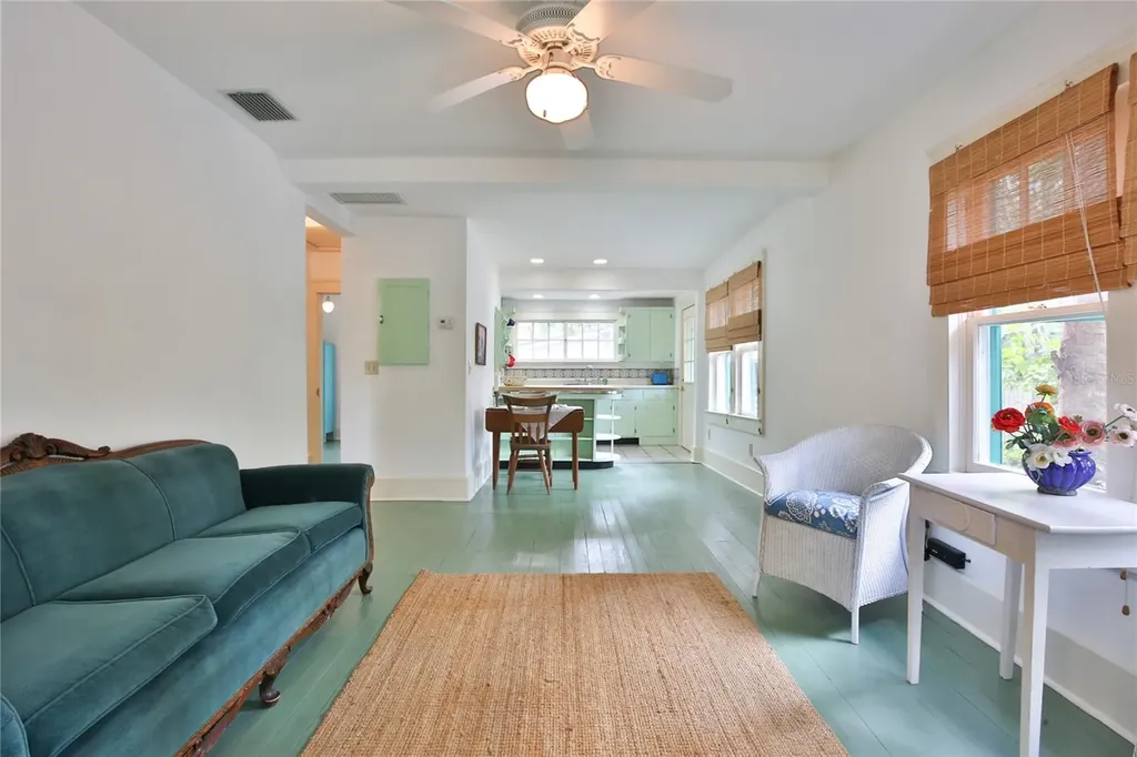 708 42nd Street Sarasota FL 34234