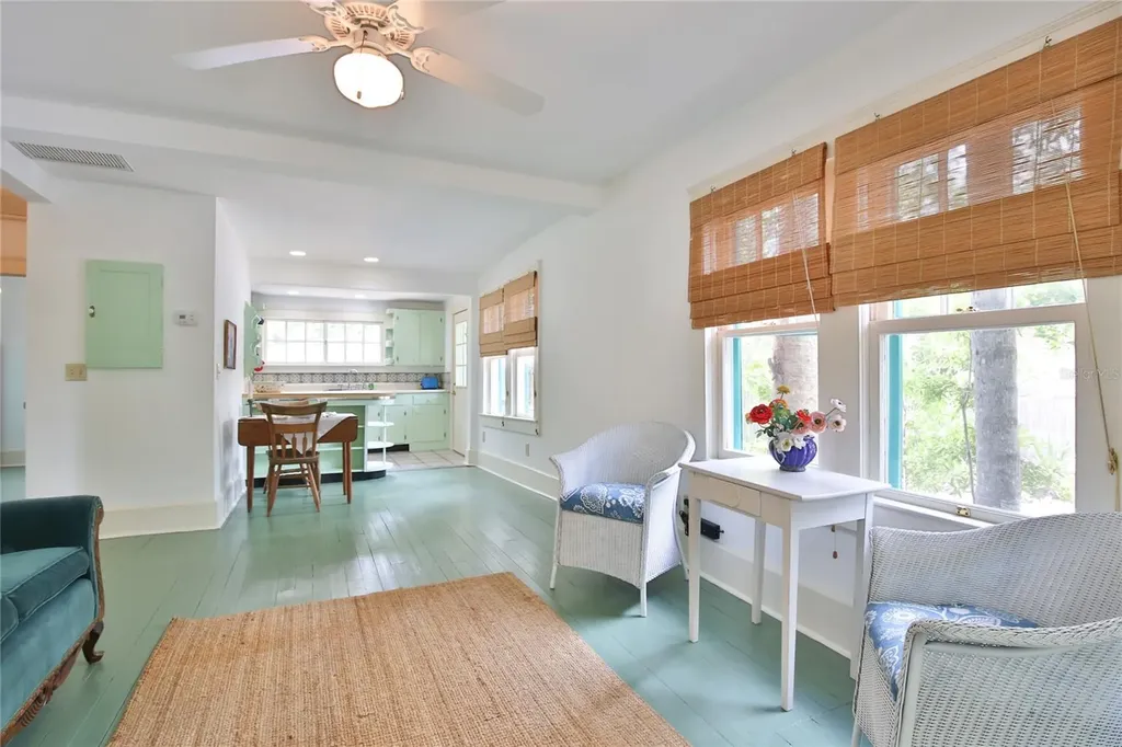 708 42nd Street Sarasota FL 34234