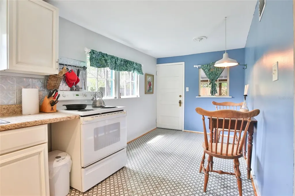 708 42nd Street Sarasota FL 34234
