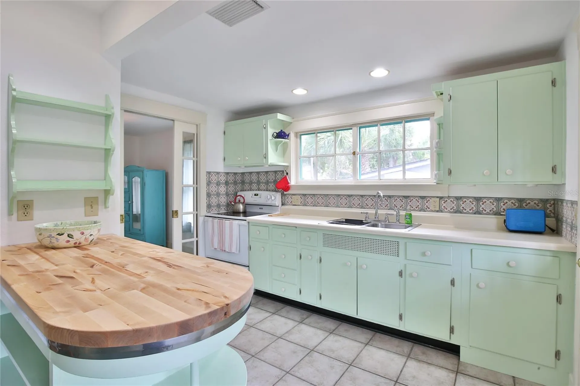 708 42nd Street Sarasota FL 34234