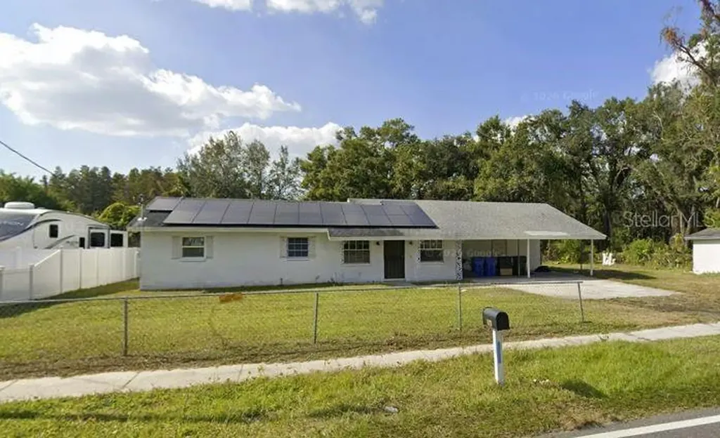 8420 N Manhattan Avenue Tampa FL 33614