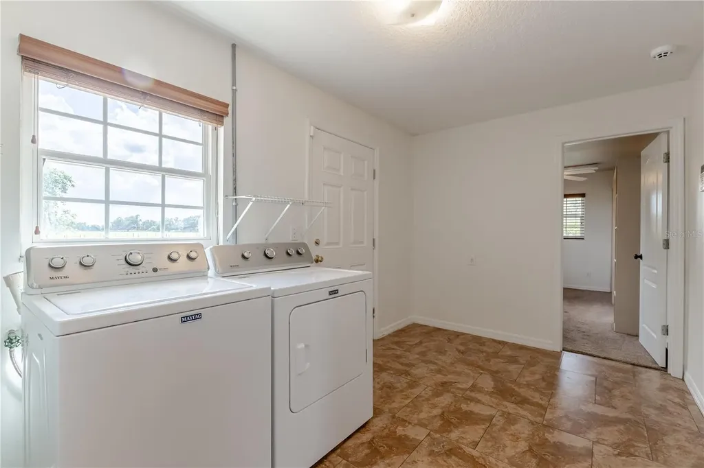 8197 Cr 736 Center Hill FL 33514