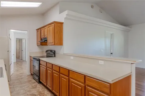 8197 Cr 736 Center Hill FL 33514