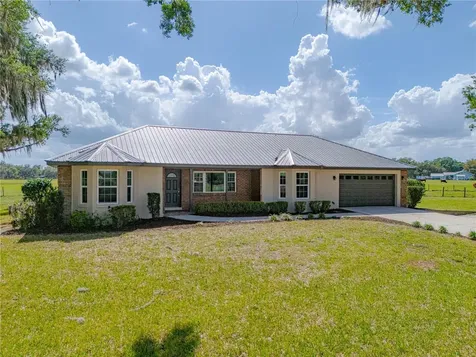 8197 Cr 736 Center Hill FL 33514