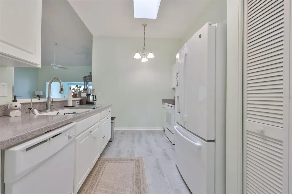 2414 Old Nantucket Court Sun City Center FL 33573