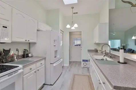 2414 Old Nantucket Court Sun City Center FL 33573