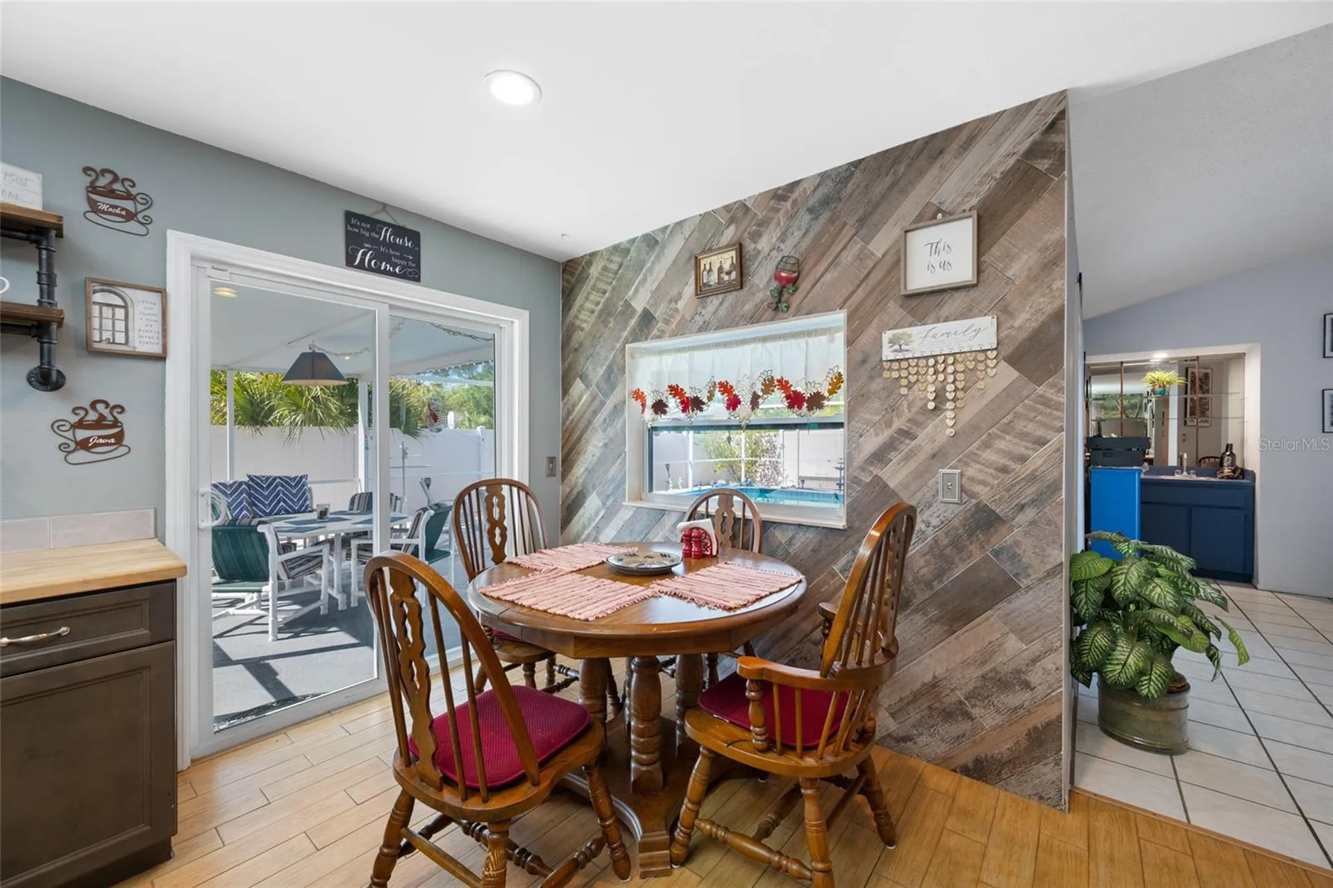 2424 Osprey Avenue Palm Harbor FL 34683