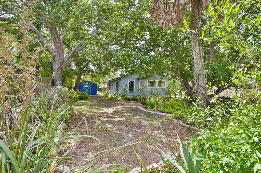 708 42nd Street Sarasota FL 34234