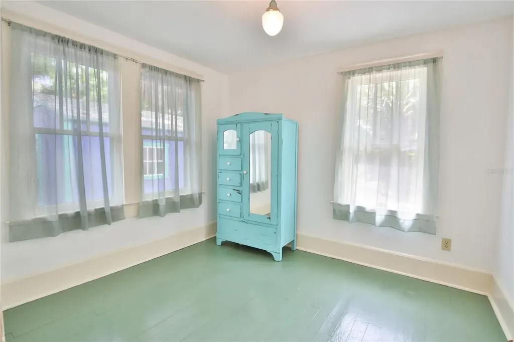708 42nd Street Sarasota FL 34234