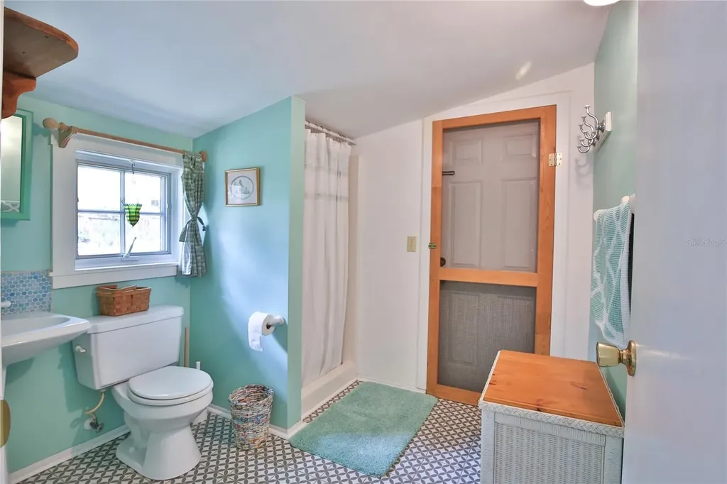 708 42nd Street Sarasota FL 34234