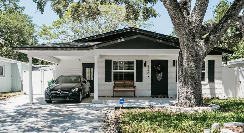3229 W Fielder Street Tampa FL 33611