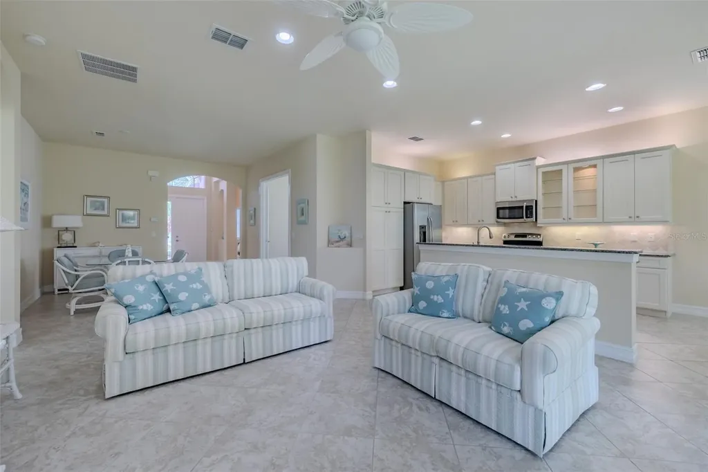 16020 Golden Lakes Drive Wimauma FL 33598