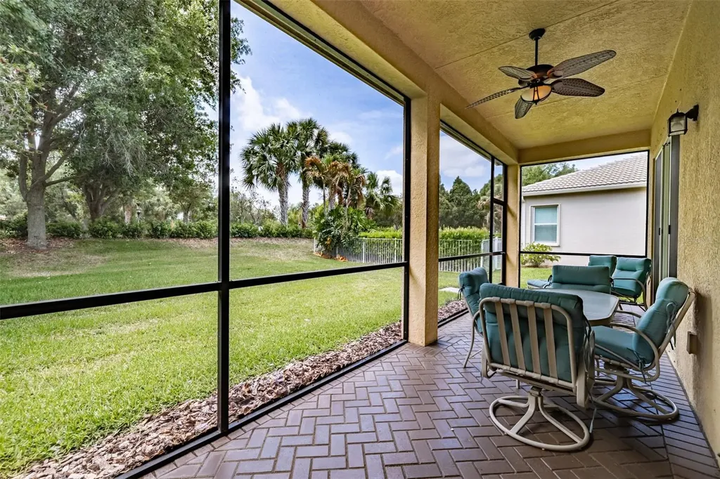 16020 Golden Lakes Drive Wimauma FL 33598