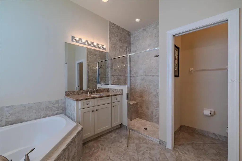 16020 Golden Lakes Drive Wimauma FL 33598