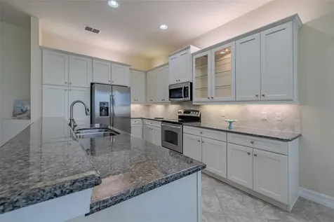 16020 Golden Lakes Drive Wimauma FL 33598