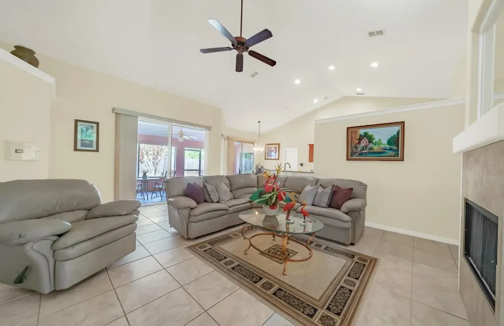 3160 Tiburon Lane Deltona FL 32738