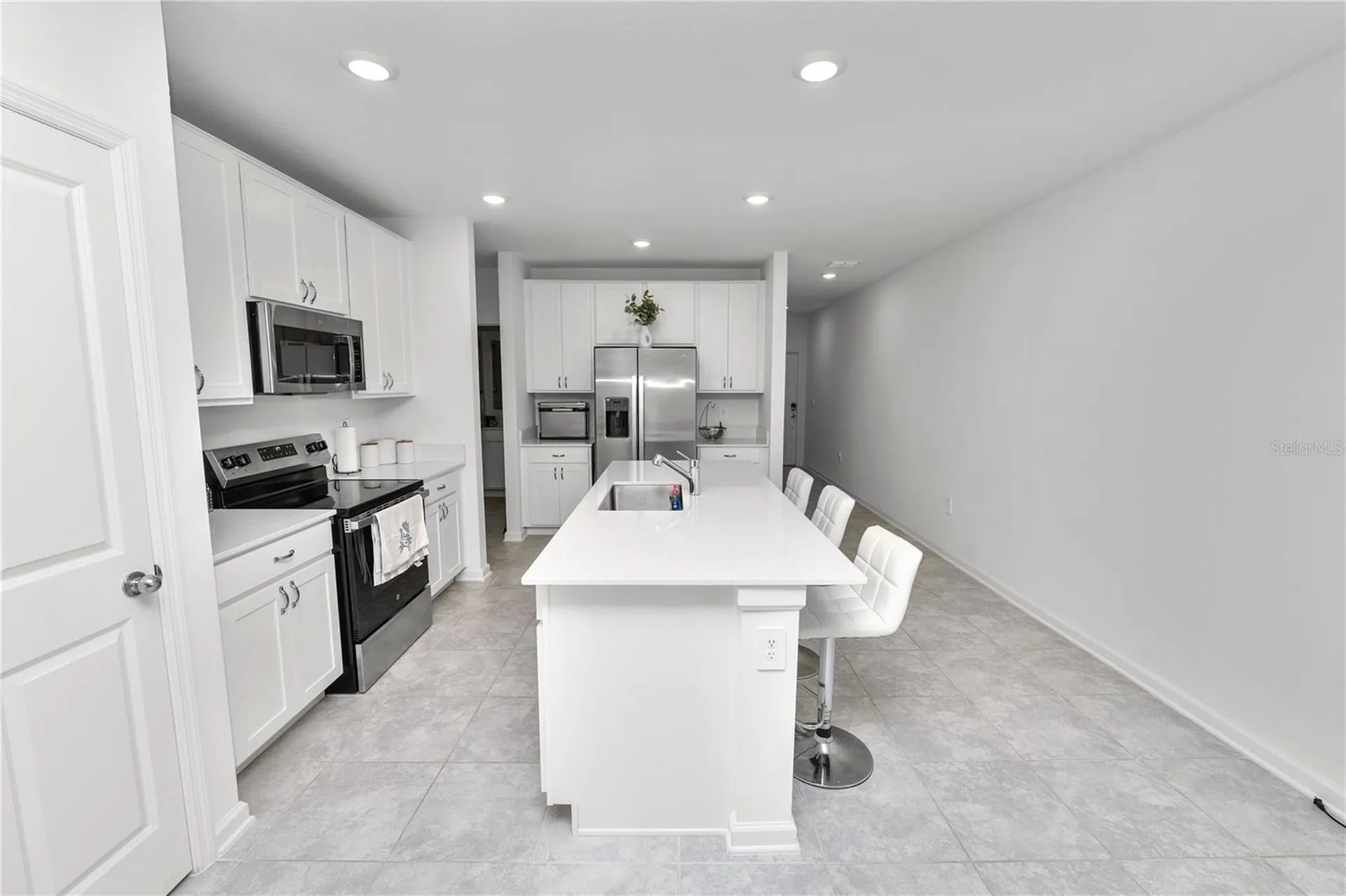 1740 White Water Court Davenport FL 33837