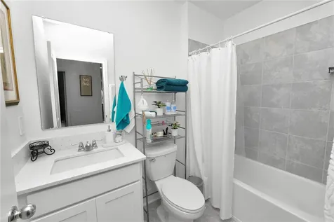 1740 White Water Court Davenport FL 33837
