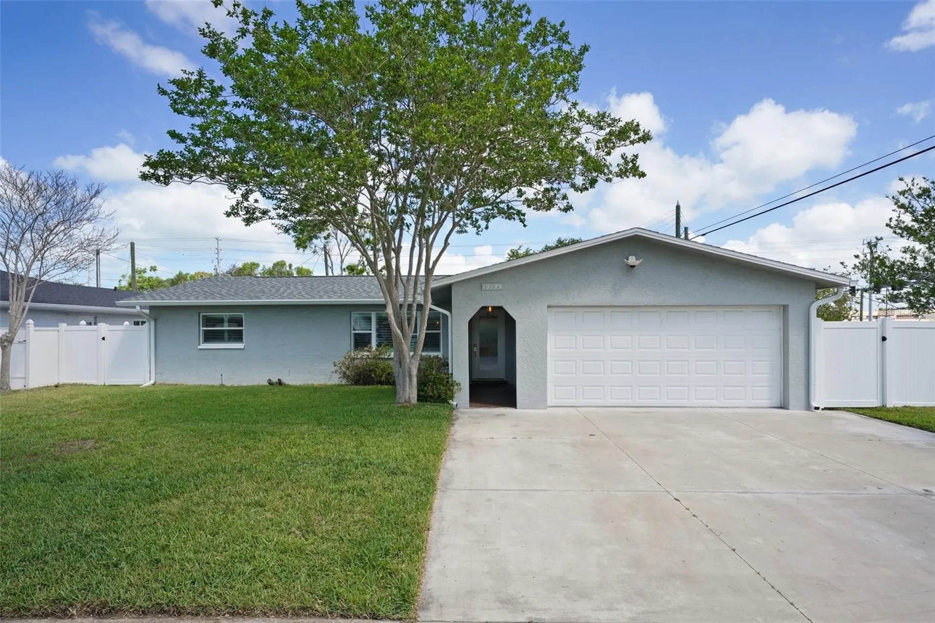 13133 Dorchester Drive Seminole FL 33776