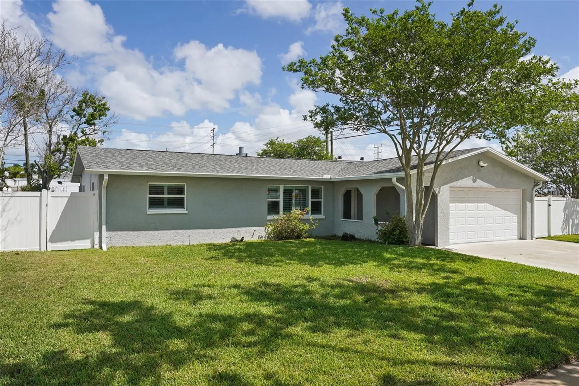 13133 Dorchester Drive Seminole FL 33776