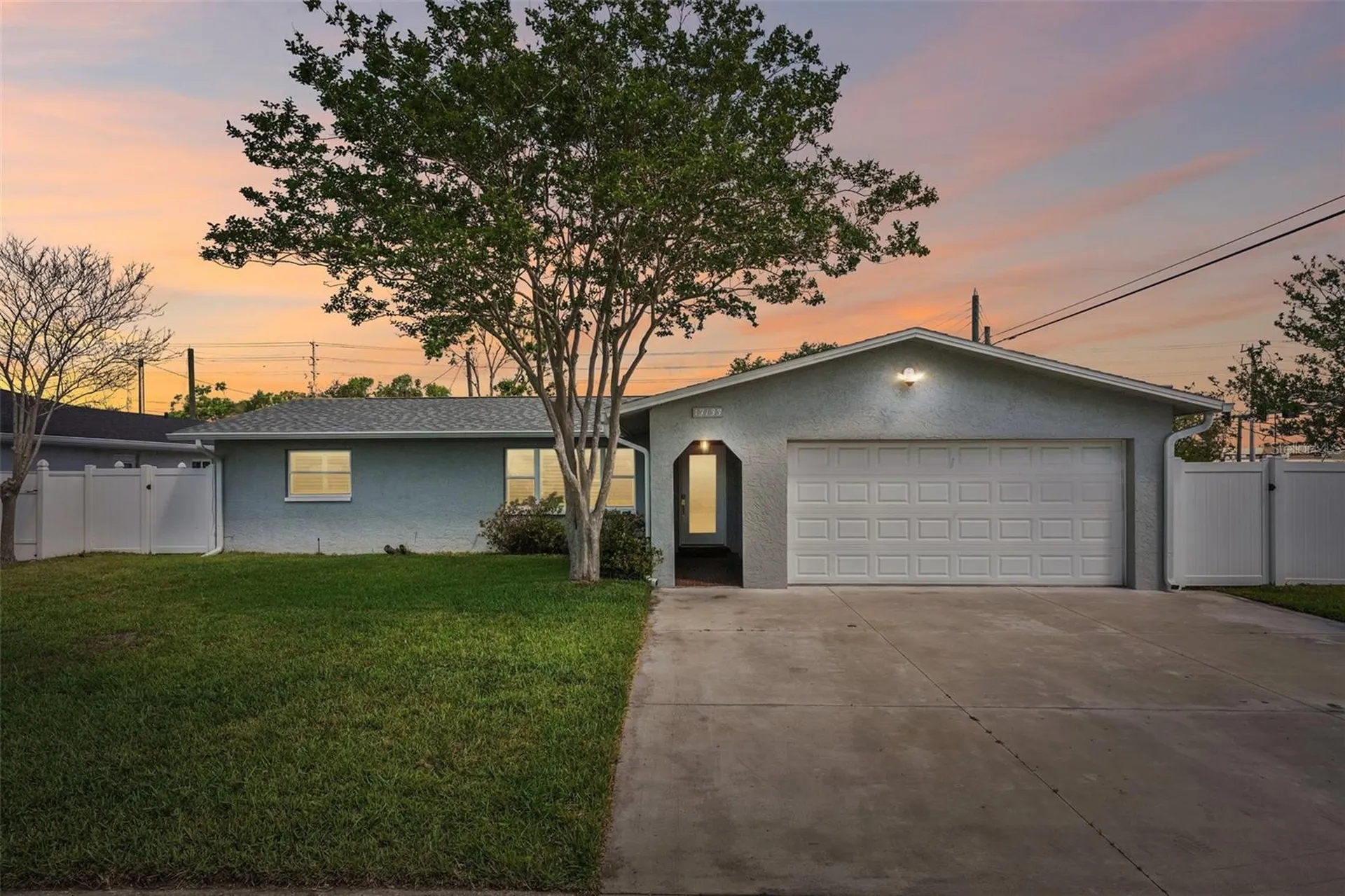 13133 Dorchester Drive Seminole FL 33776