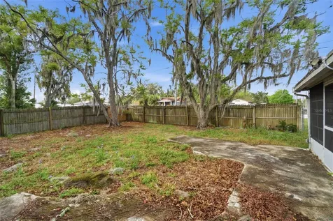 1030 Camphor Lane Deland FL 32720