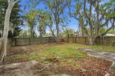 1030 Camphor Lane Deland FL 32720