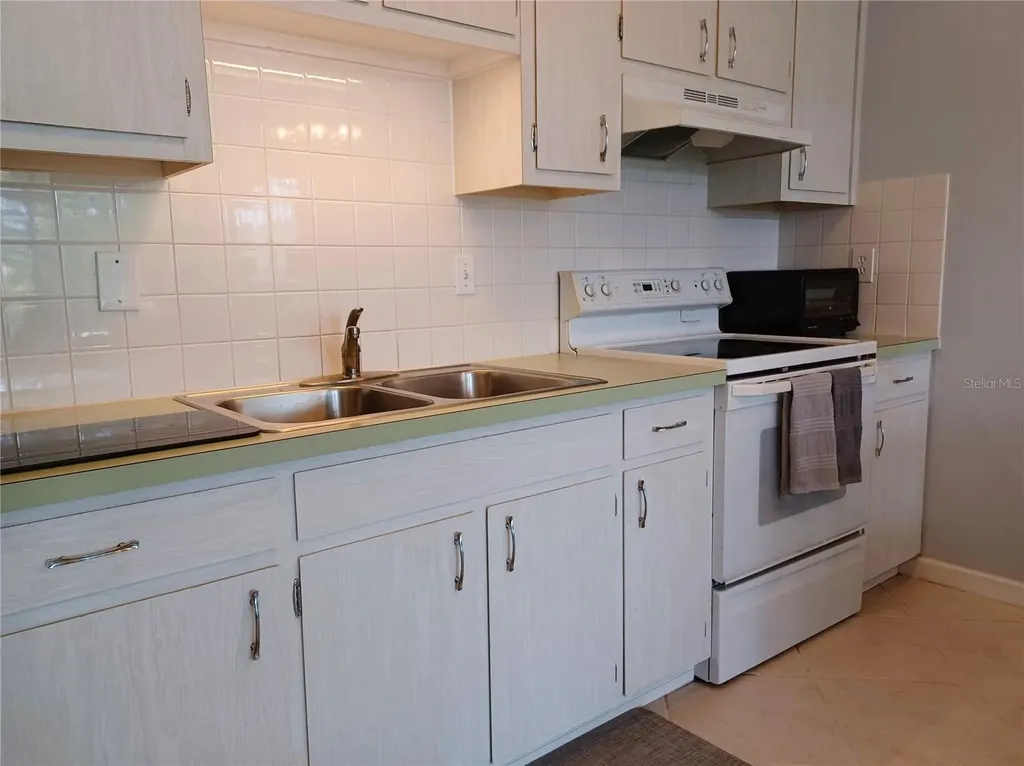 4318 Tahitian Gardens Circle Holiday FL 34691