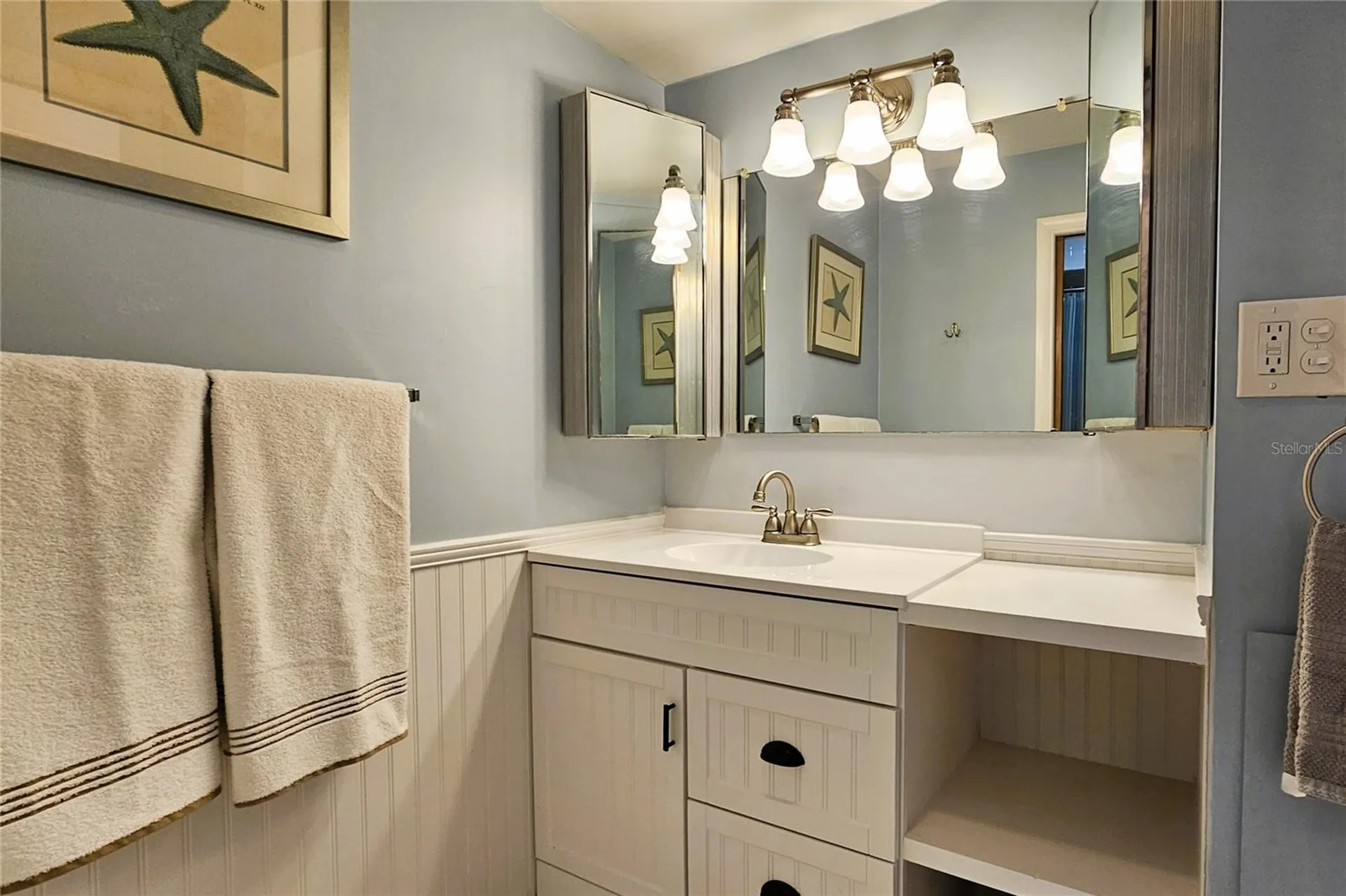 4318 Tahitian Gardens Circle Holiday FL 34691