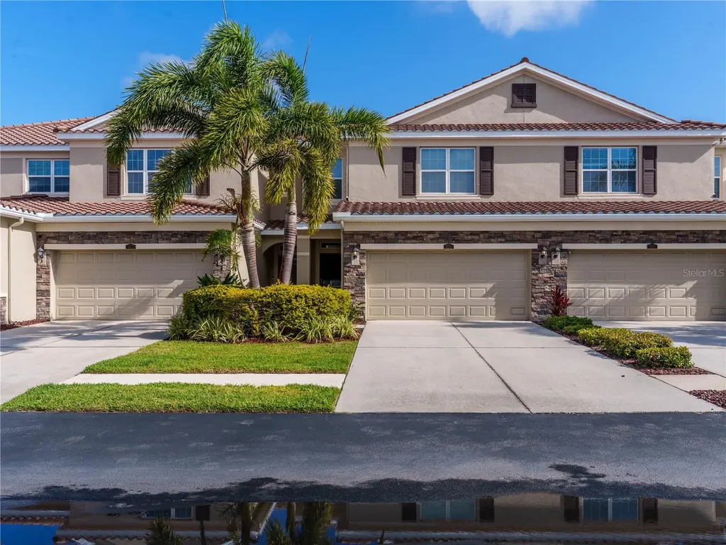 623 53rd Avenue N St Petersburg FL 33703