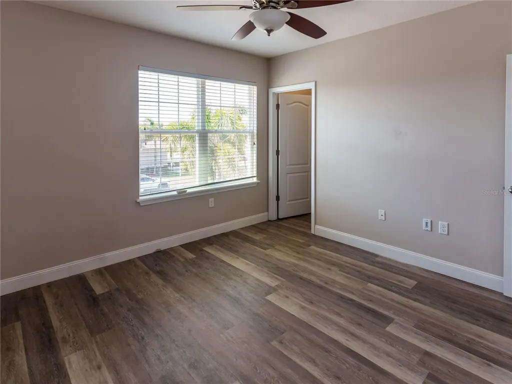 623 53rd Avenue N St Petersburg FL 33703