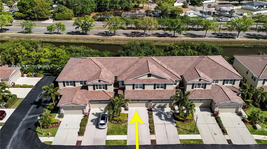 623 53rd Avenue N St Petersburg FL 33703