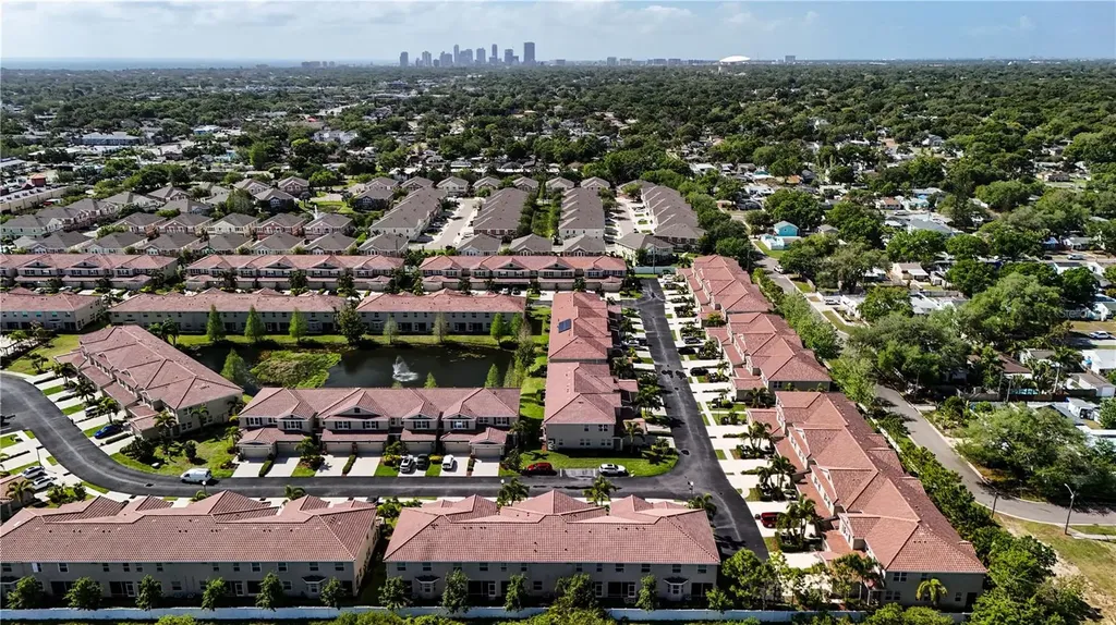 623 53rd Avenue N St Petersburg FL 33703