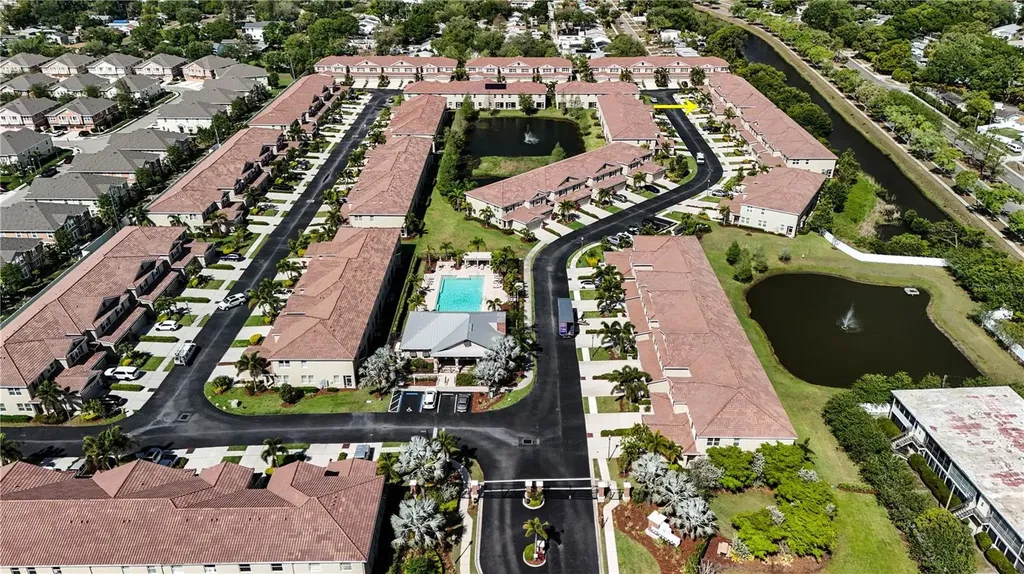 623 53rd Avenue N St Petersburg FL 33703