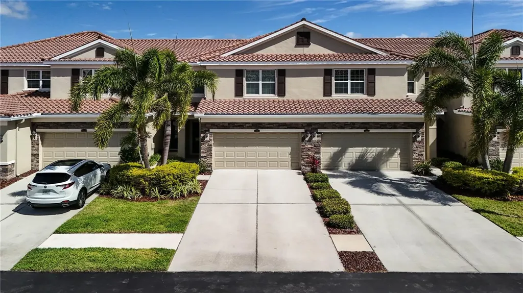 623 53rd Avenue N St Petersburg FL 33703