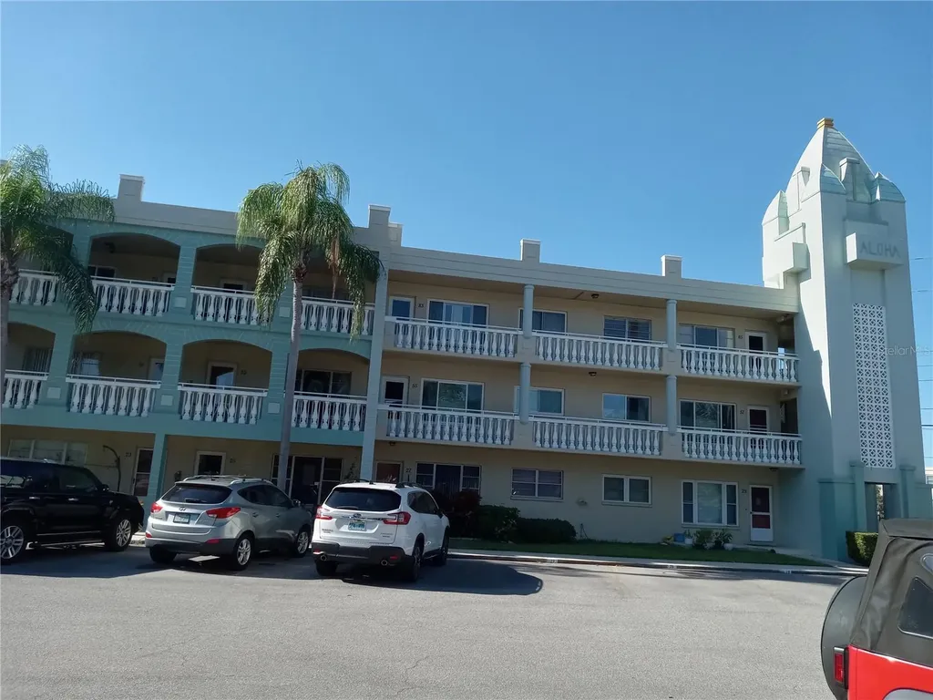 2331 Finlandia Lane Clearwater FL 33763