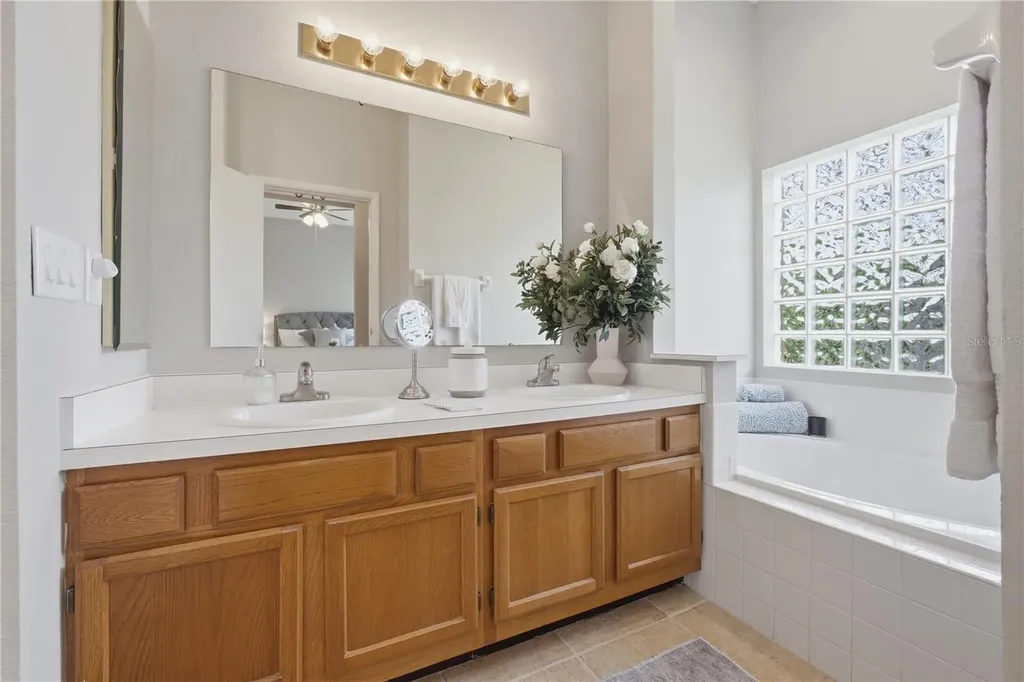 10635 Satinwood Circle Orlando FL 32825