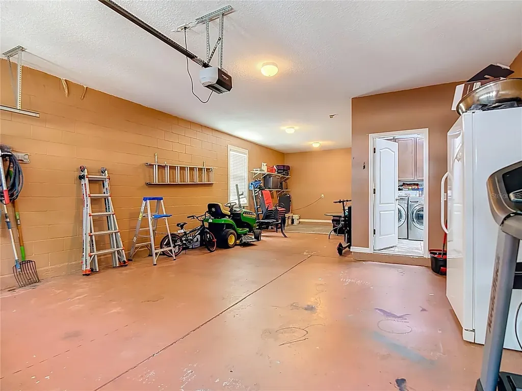 344 Magneta Loop Auburndale FL 33823