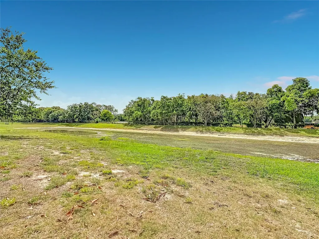 344 Magneta Loop Auburndale FL 33823