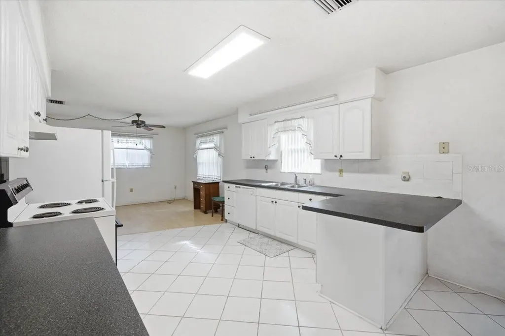 140 Patlin Circle E Largo FL 33770