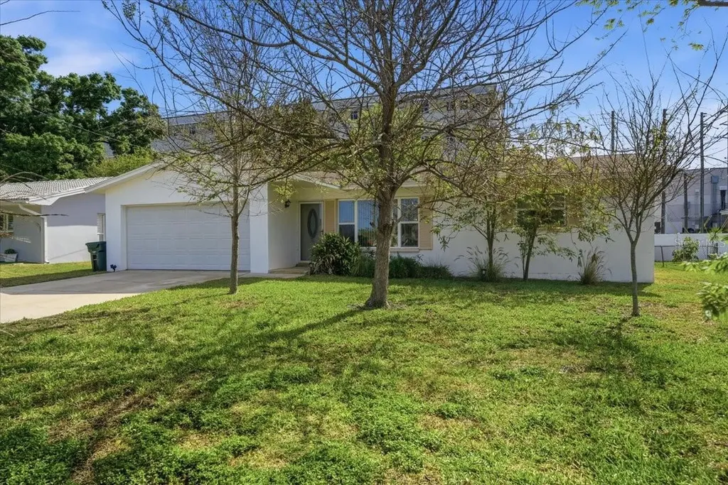 140 Patlin Circle E Largo FL 33770