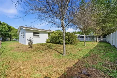 140 Patlin Circle E Largo FL 33770