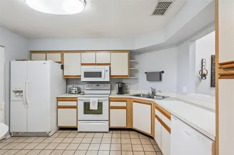 3008 Clubview Drive Orlando FL 32822